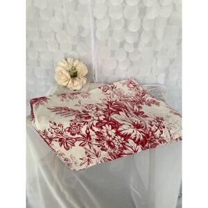 Pottery Barn Matine Red White TOILE Standard Pillowcase SET 2 New Holiday Leaves